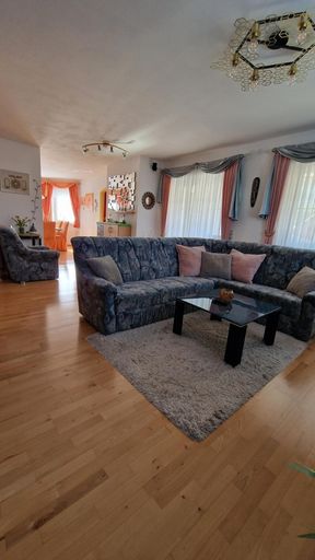 Wohnraum im EG