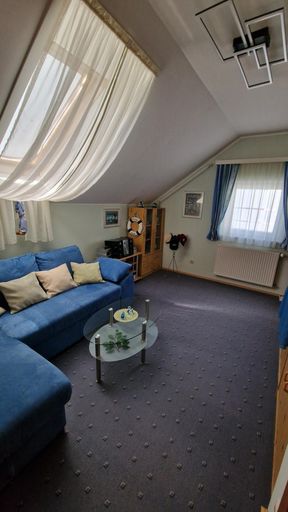 2. Schlafzimmer im OG