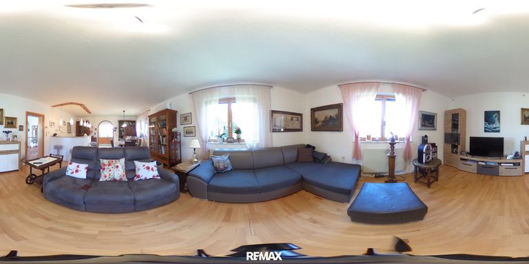 R0015717