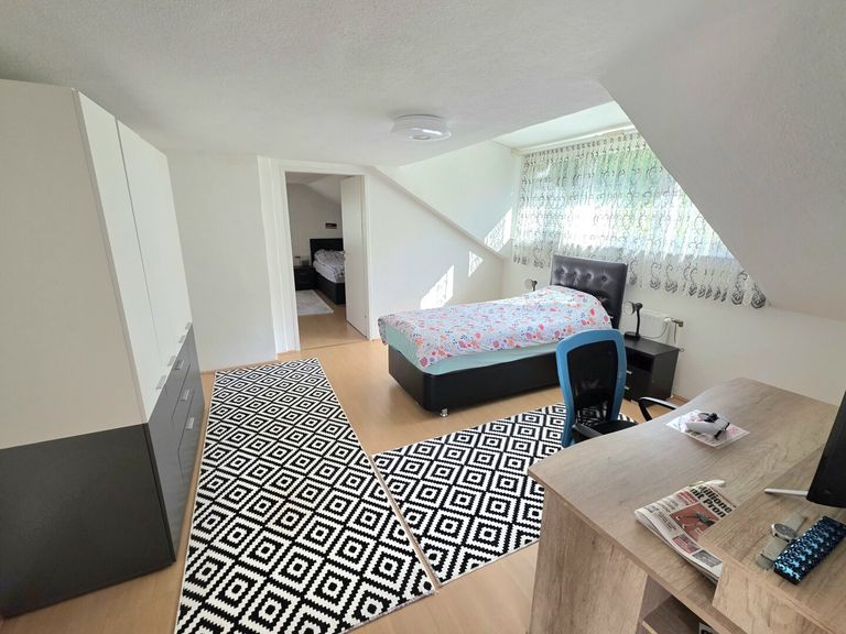 Schlafzimmer - OG