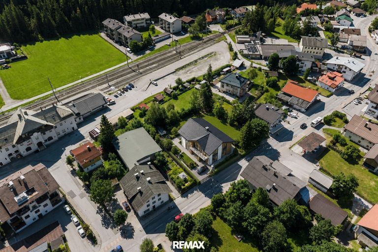 Grundstück mit Altbestand