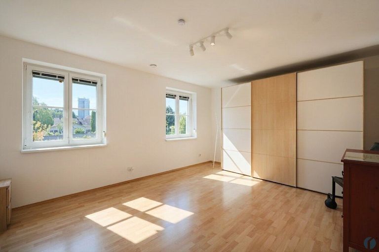 Schlafzimmer 2 OG