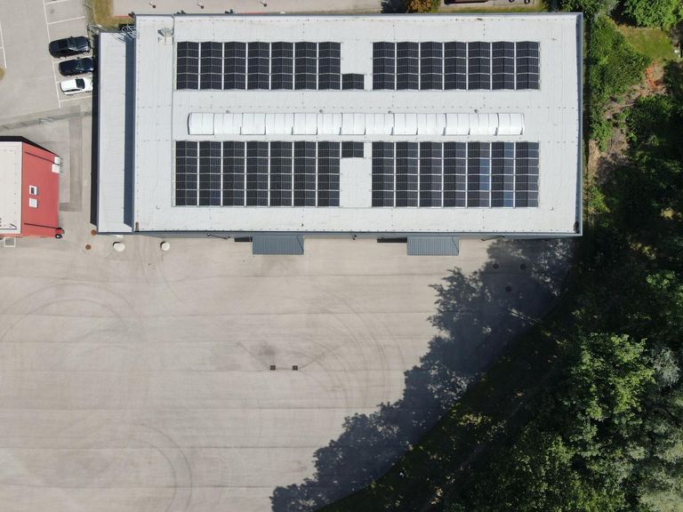 Halle Außenansicht 1