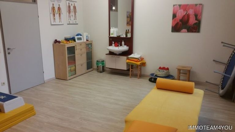 Therapieraum 1 Foto 1+