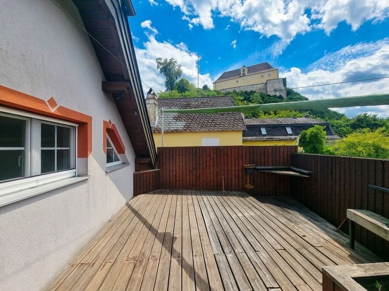 Dachterrasse mit Schlossblick