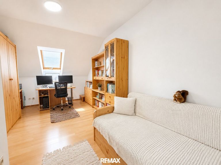 Büro_Kinderzimmer_OG