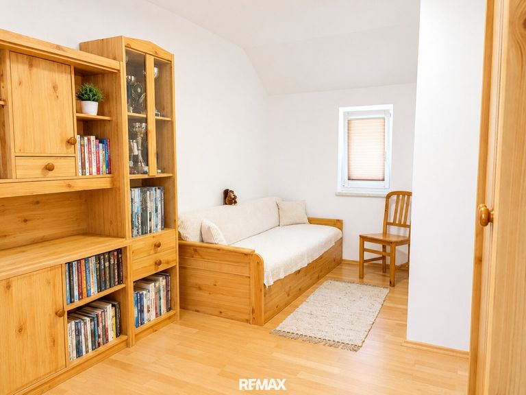 Büro_Kinderzimmer_OG