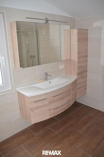 Badezimmer_Ansicht 1