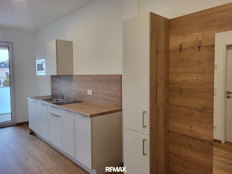 4_Küche_Garderobe