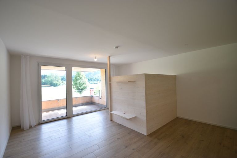 Wohn-, Koch-, Ess-, Schlafbereich - Modernes und geräumiges Appartement mit großer Loggia und Bergblick