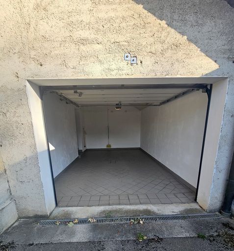 Garage_frontseitig