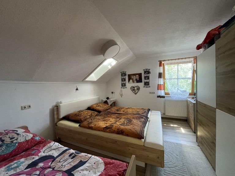Schlafzimmer OG