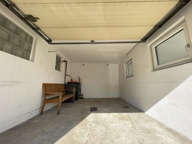 17_Garage 1