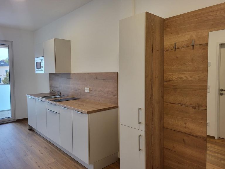 4_Küche_Garderobe