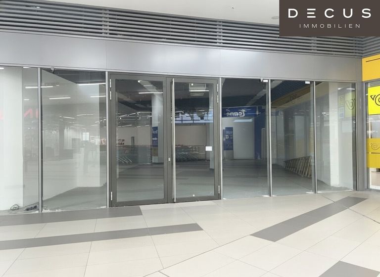 Schaufenster - von der Mall aus gesehen