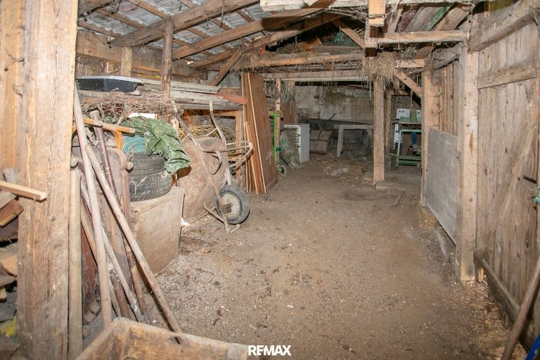 Abstellraum beim alten Haus