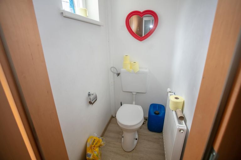 EG-WC
