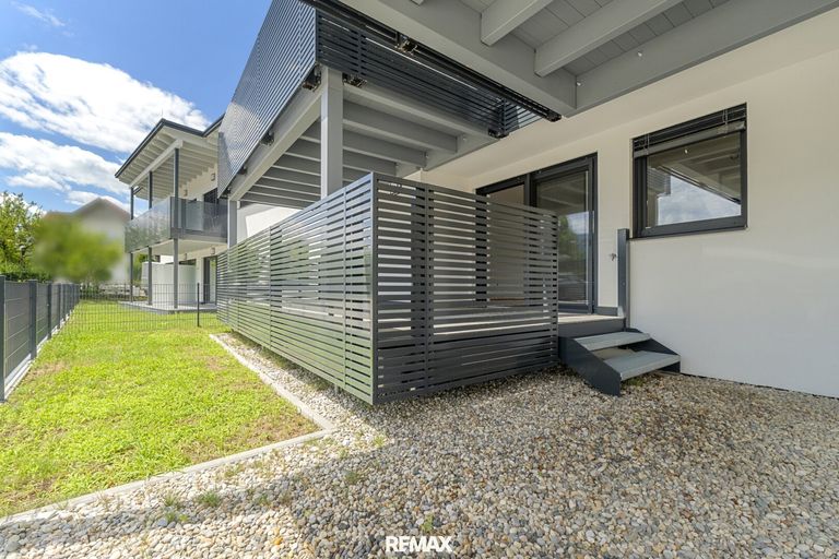 Terrasse samt Gartenanteil
