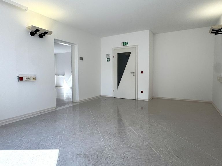 Büro 1