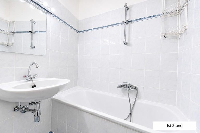 Bild 14, Badezimmer, Ist Stand