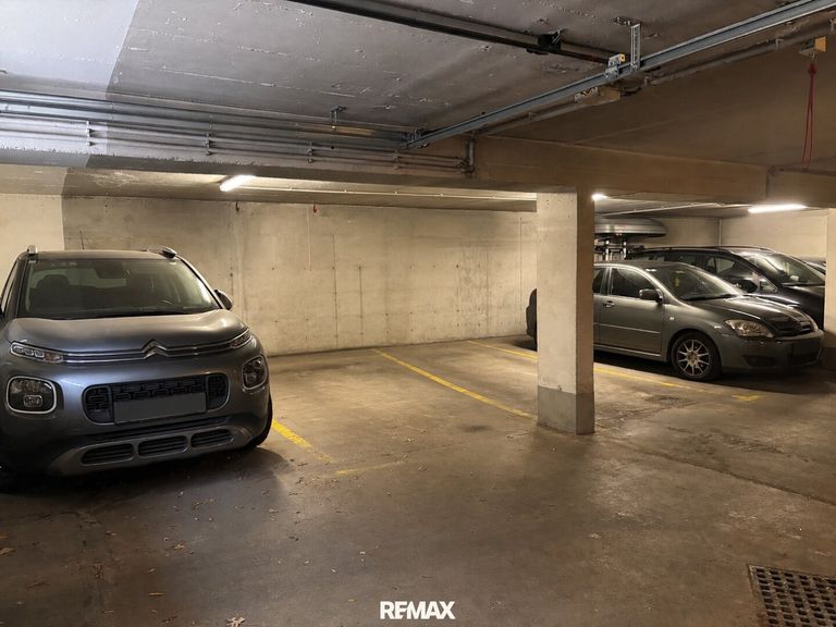Garagenstellplatz