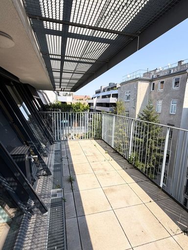 Sonnenterrasse