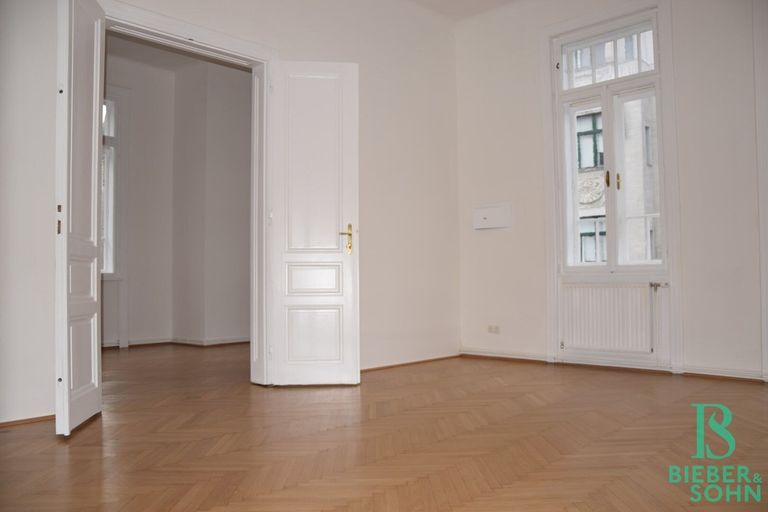 Zimmer 2/Blick Zimmer 3