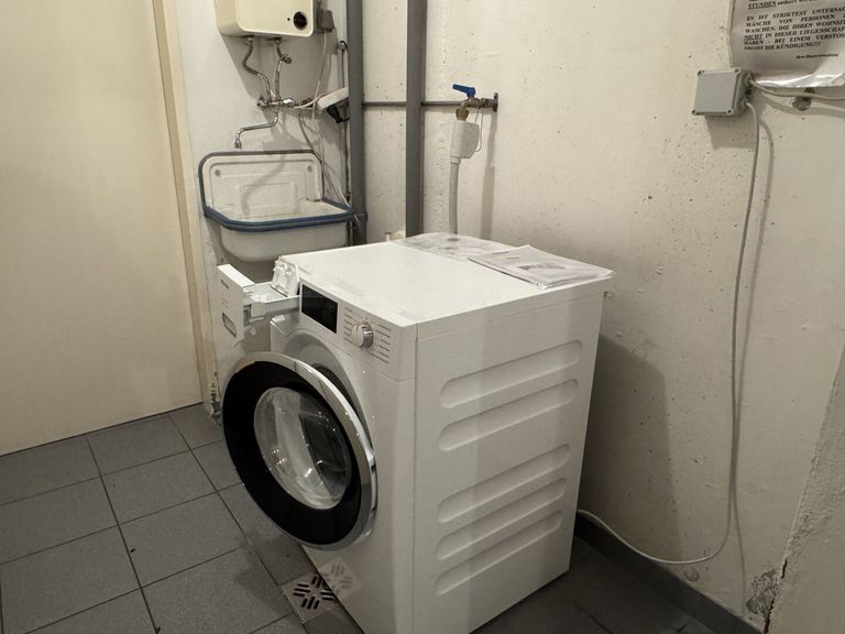 Allg. Waschmaschine mit Münzeinwurf
