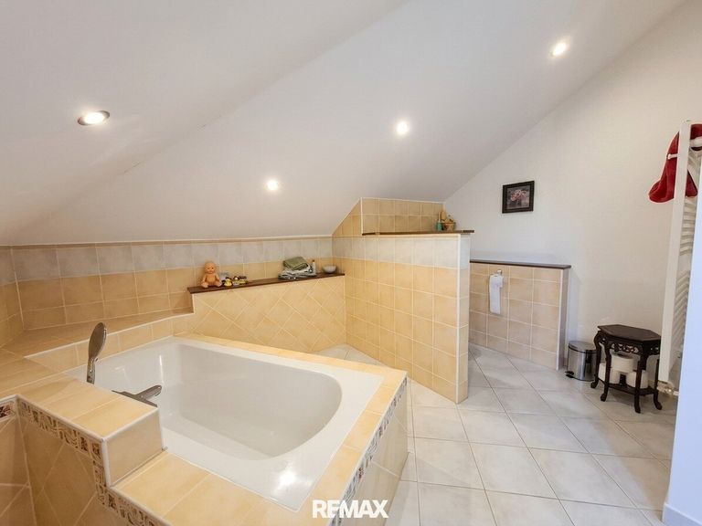 Badezimmer DG