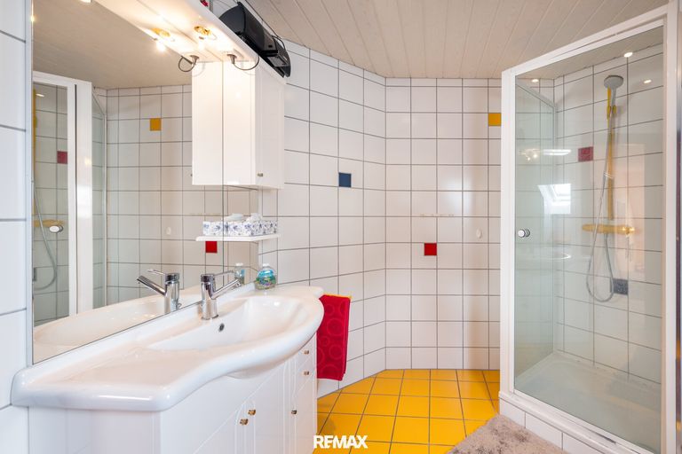 Kinderbadezimmer DG