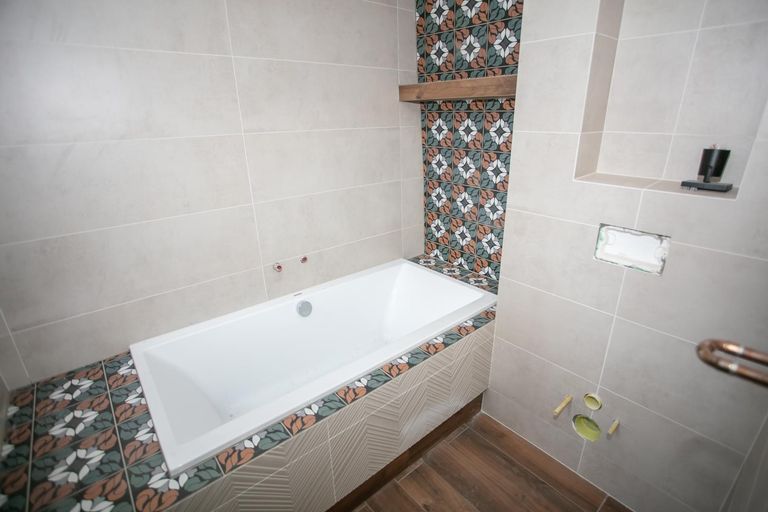 Badezimmer Top 2, Ansicht 2