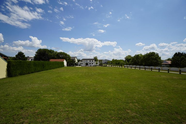 01. Baugrundstück 7142 Illmitz