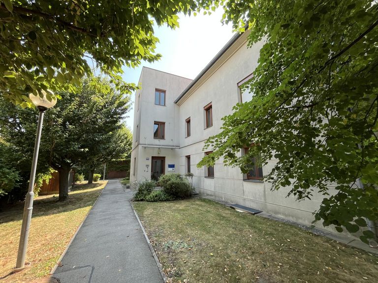 Zugang zur Wohnhausanlage
