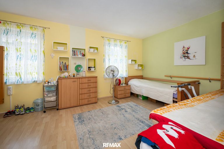 Kinderzimmer EG