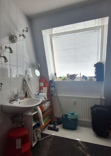 12 Bad mit Dusche 1220