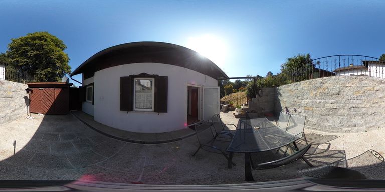 sehr große Terrasse