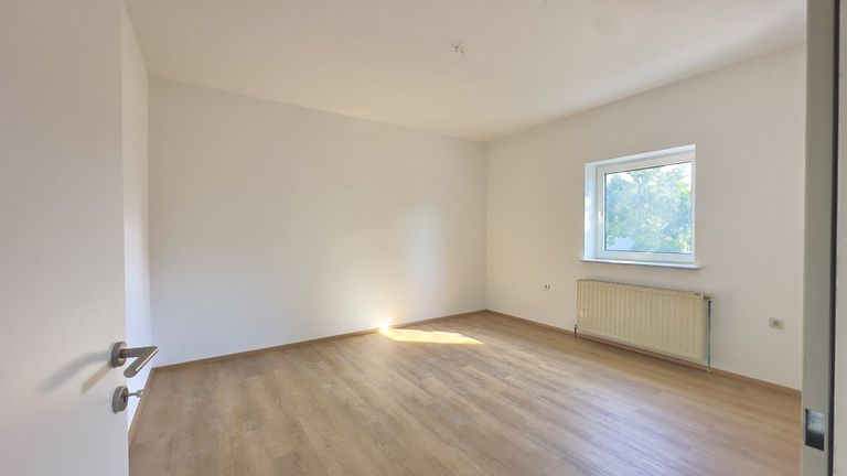 23b
