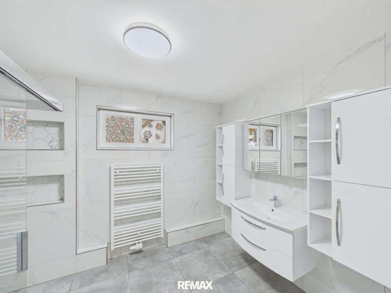 Badezimmer Bild 2