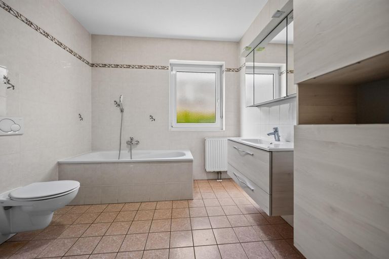 Badezimmer Erdgeschoss