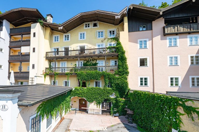 Wohngebäude Vorderseite