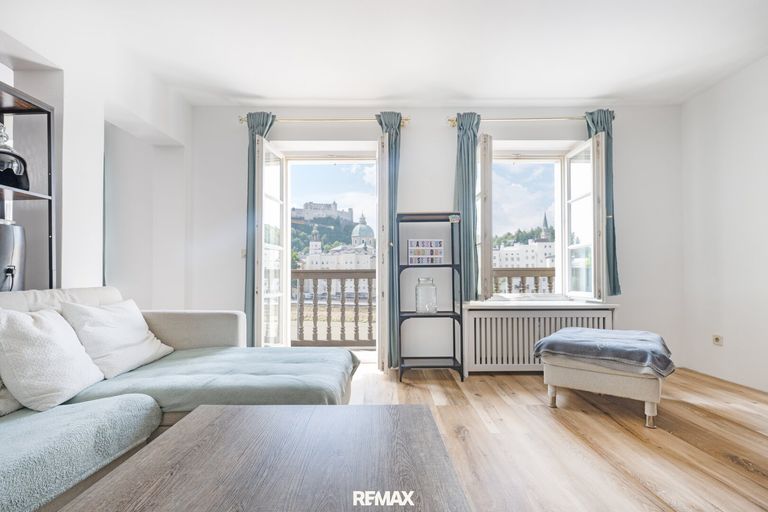 Wohnzimmer mit Blick auf die Festung