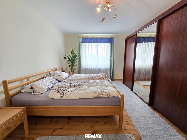 Schlafzimmer im KG
