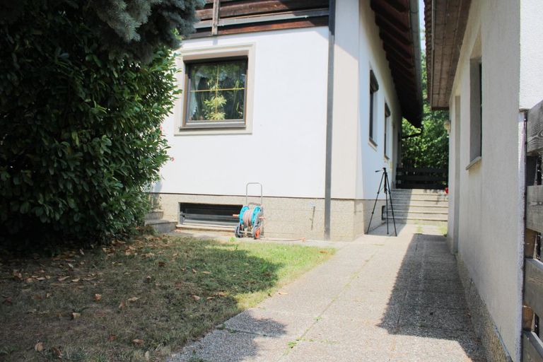23_Vorgarten