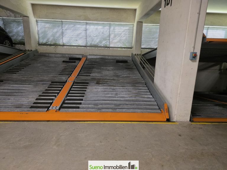 Stapelparker mit Abtropfschutz