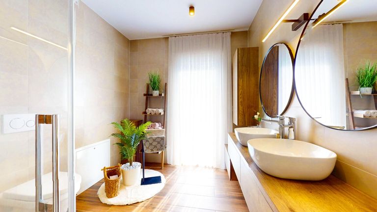 Badezimmer (OG)