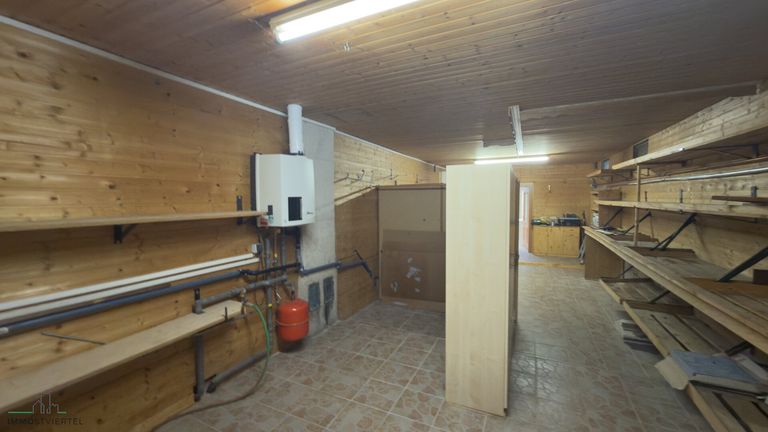 Lagerraum hinter Wohnung