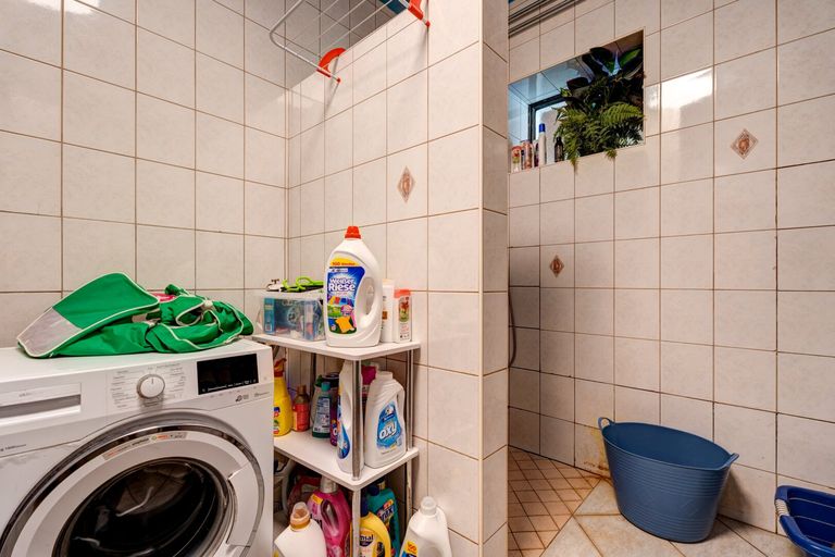 Badezimmer Einheit 1