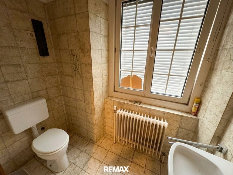 WC 2