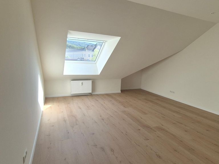 Obj. 4294 - Sanierte DG-Wohnung