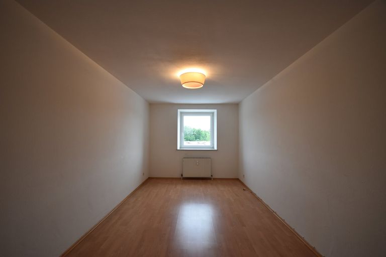 Kinderzimmer - Große 3,5 Zimmer Wohnung mit Loggia Miete Bergheim Salzburg